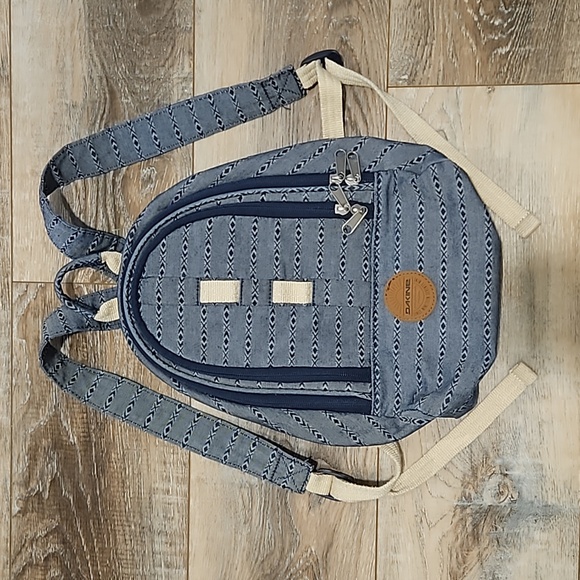 Dakine Cosmo Backpack - Picture 1 of 8